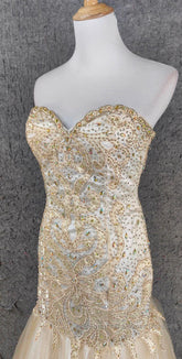 Light Champagne Mermaid Sweetheart Neck Beaded Tulle Long Ball Dress Vintage Evening Dress